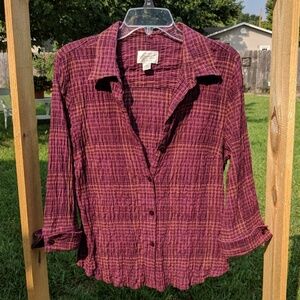 Christopher Banks Crinkle Button Down shirt